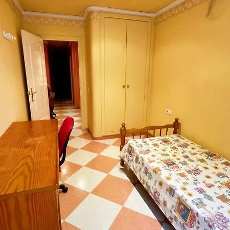Apartamento En Ref. 061 *